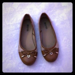 Michael Kors flats